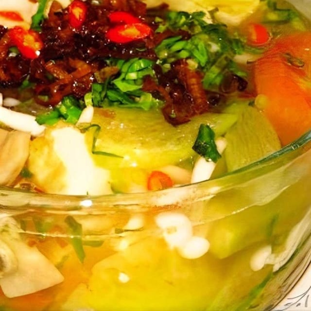 E14. Sweet Sour Soup (Canh Chua).