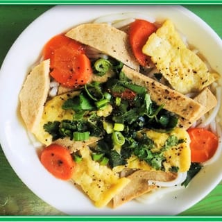 E4. Vegy Soup (Canh Rau Củ)